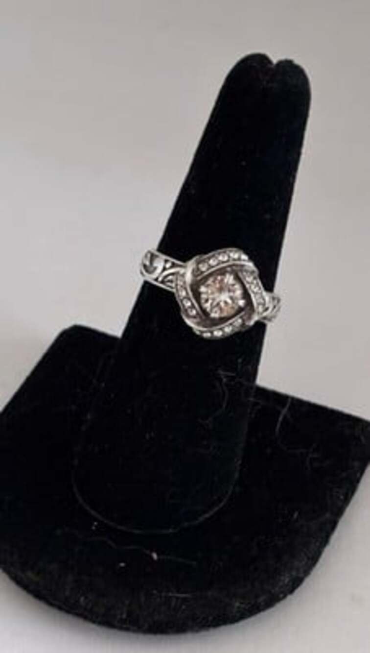 Brighton Eternity Knot White Clear Crystal Etched Silver Ring Size 7